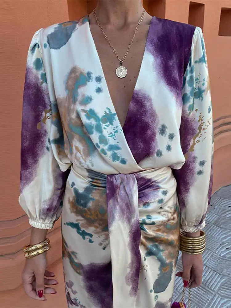 Luna’s Artistic V-Neck Midi Dress