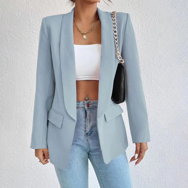 Luna’s Bold Poise Tailored Blazer