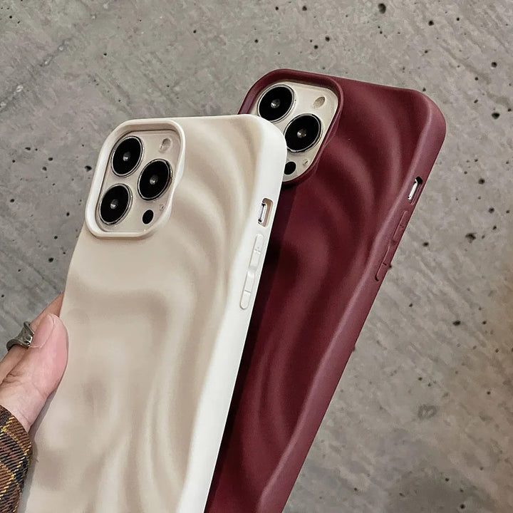 Luna’s Chic Flow Matte Phone Case