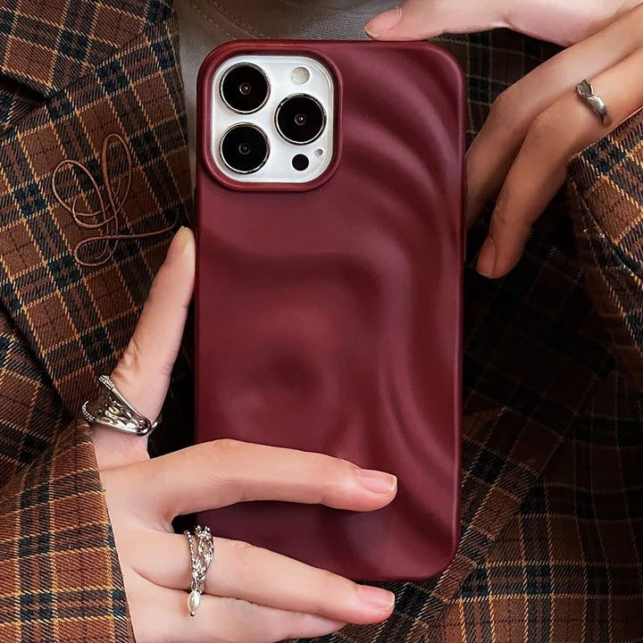 Luna’s Chic Flow Matte Phone Case