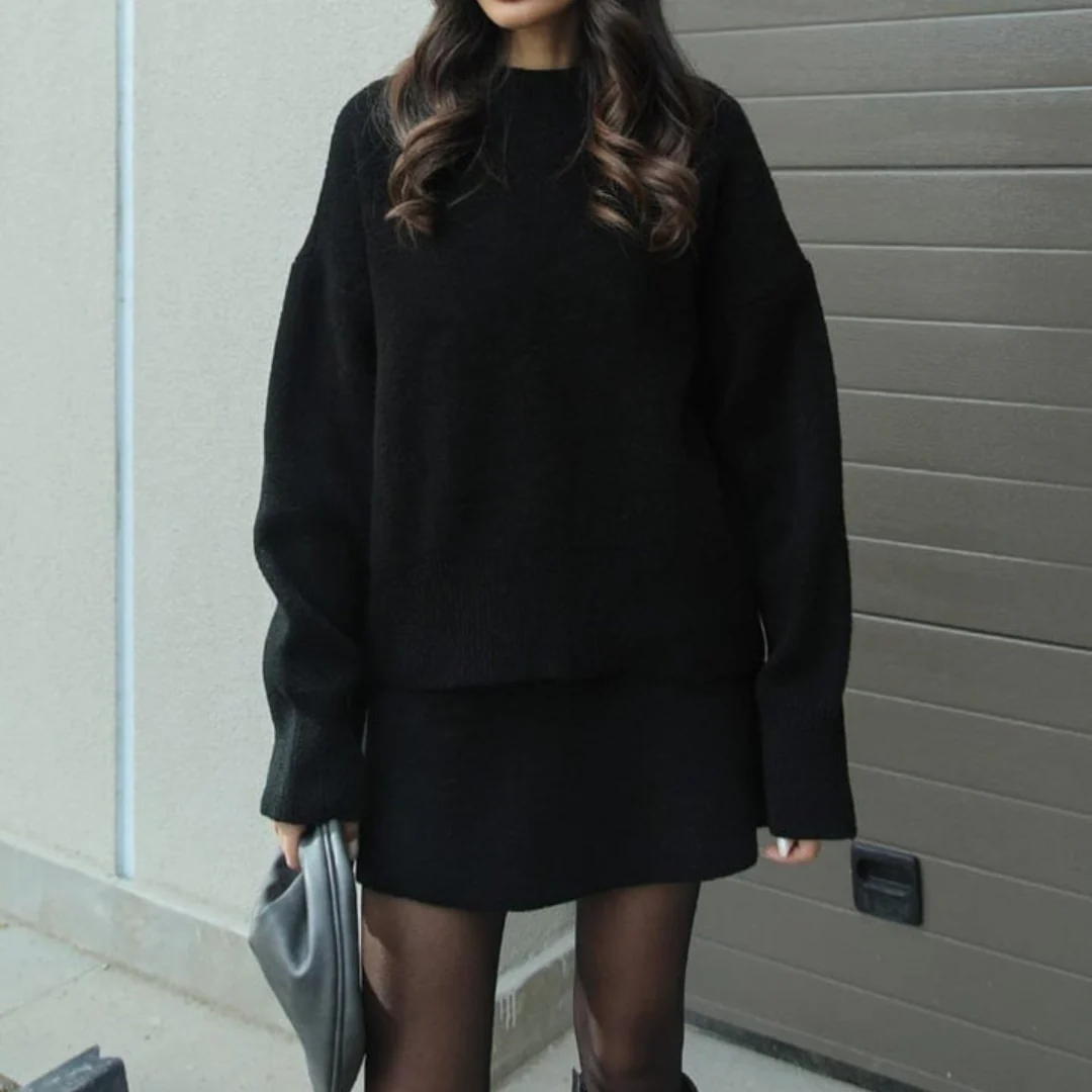 Luna’s Effortless Poise Knit Co-ord Set