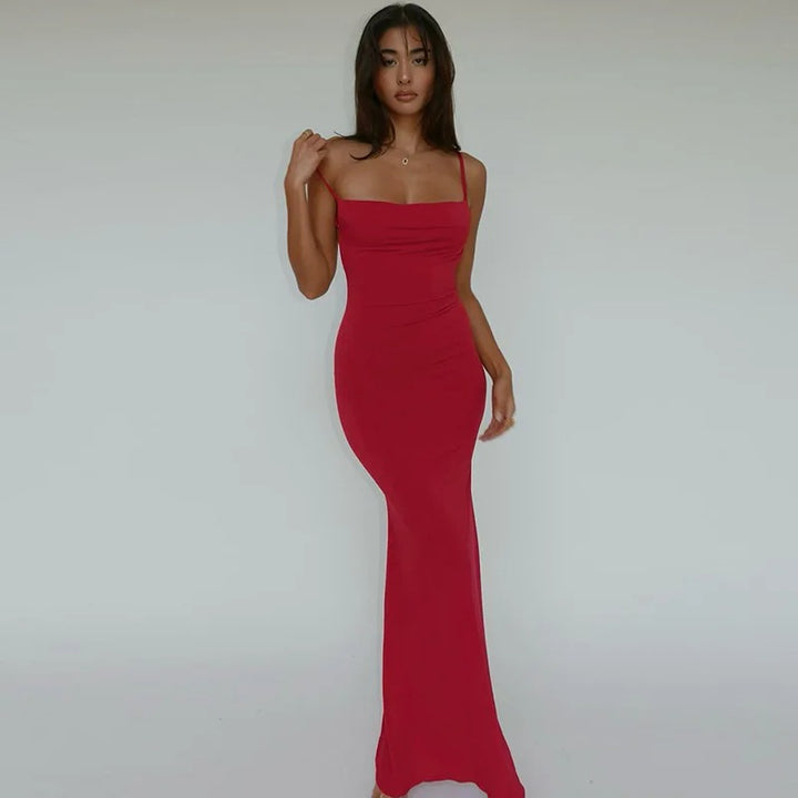 Luna’s Elegant Silhouette Maxi Dress