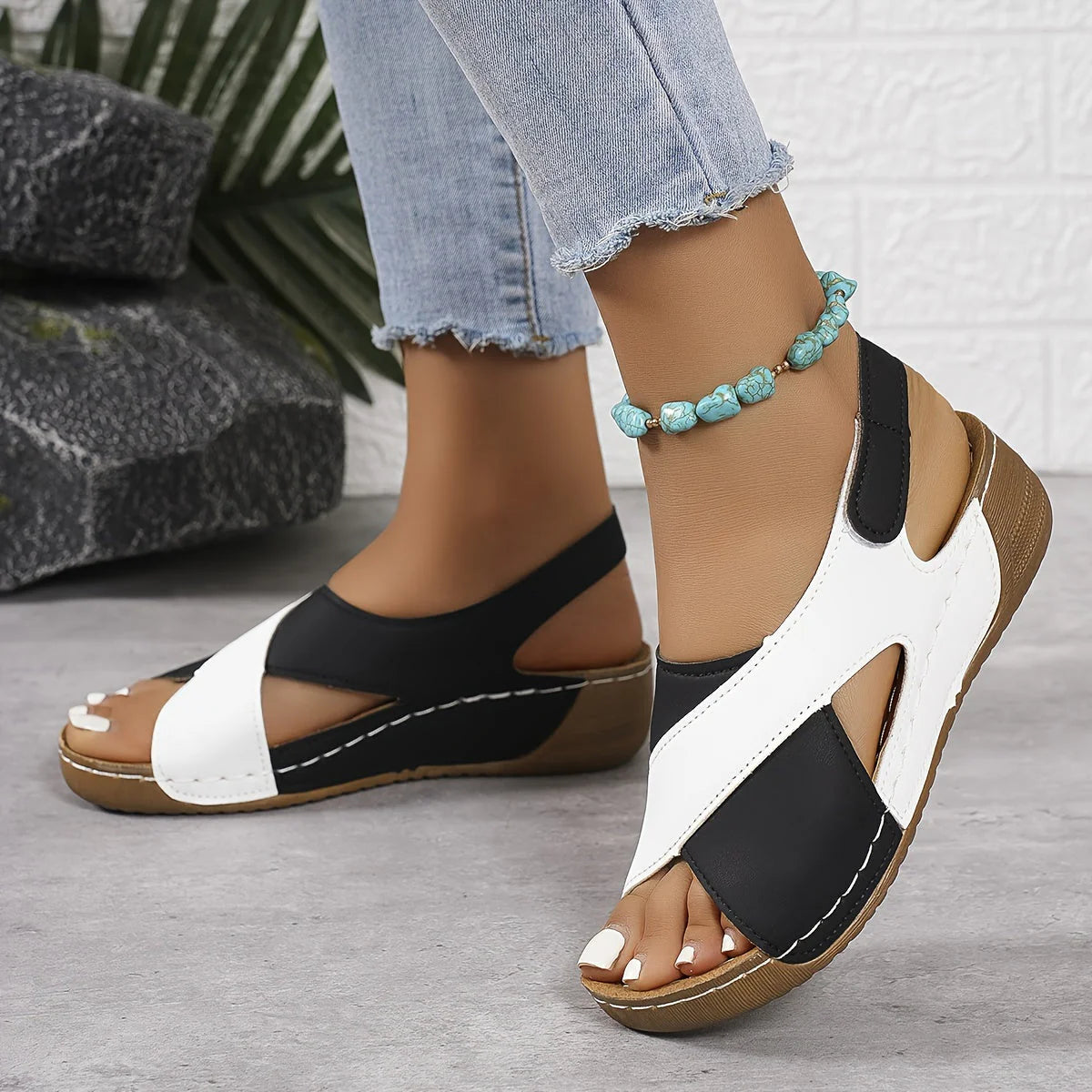Luna’s Playful Escape Colorblock Sandals – Luna Mae