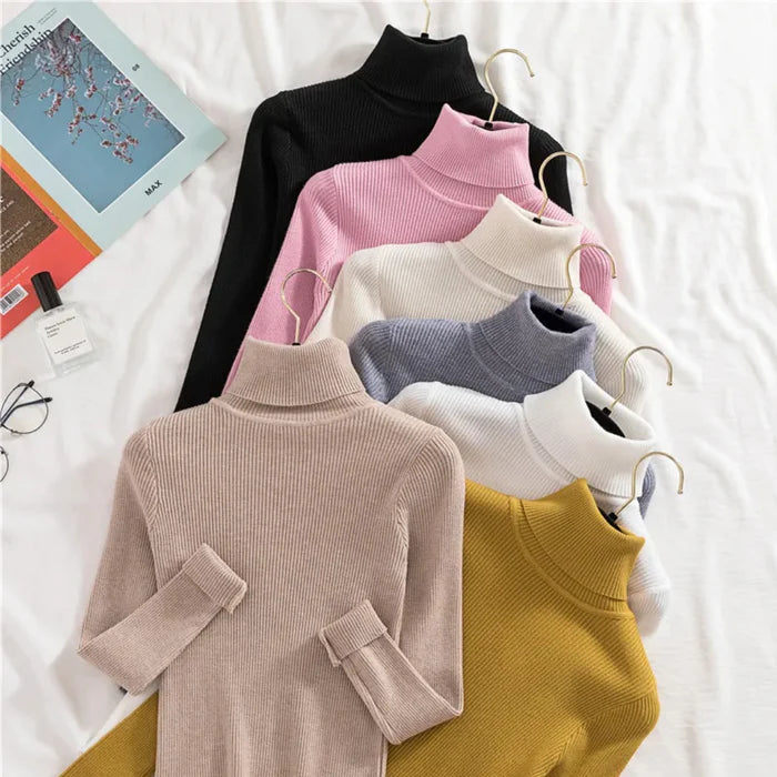 Luna’s Poised Allure Ribbed Turtleneck Top