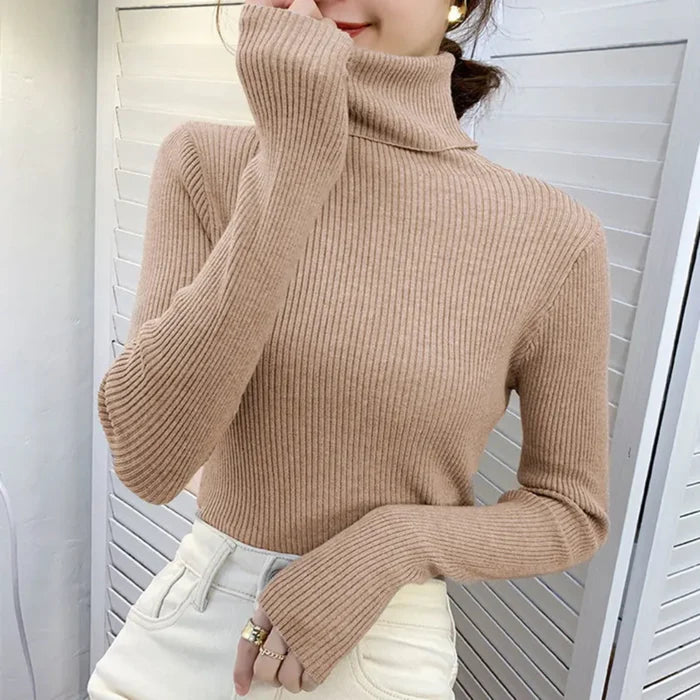 Luna’s Poised Allure Ribbed Turtleneck Top