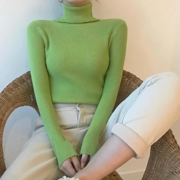 Luna’s Poised Allure Ribbed Turtleneck Top