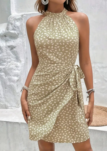 Luna’s Retro Allure Belted A-Line Dress