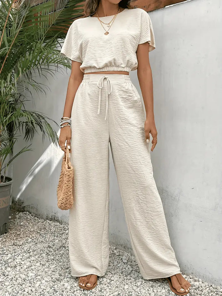 Luna’s Serene Ribbed Lounge Set
