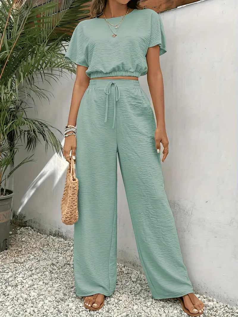 Luna’s Serene Ribbed Lounge Set