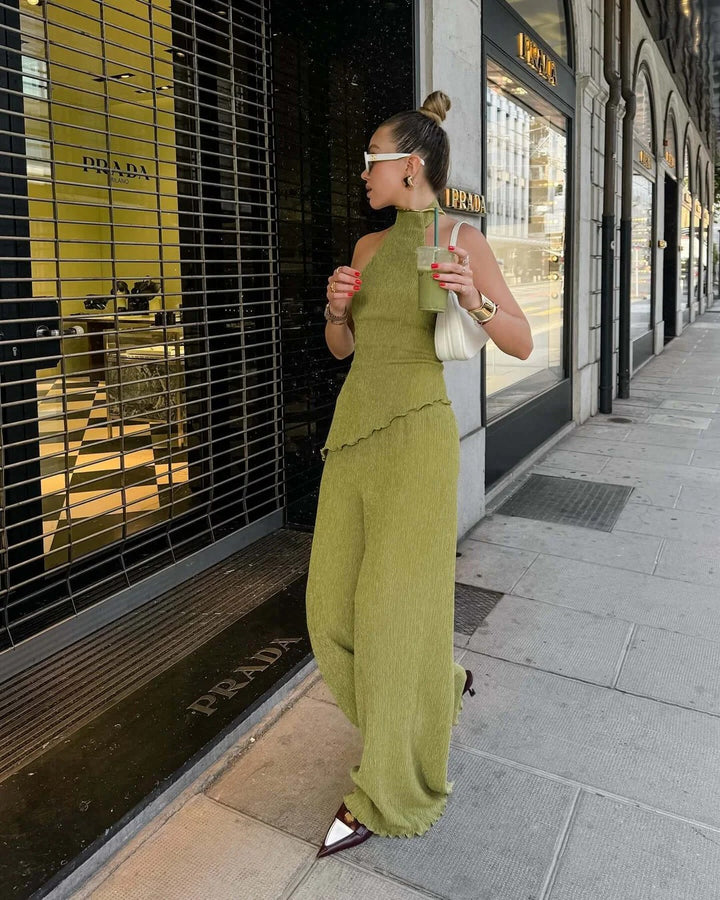 Luna’s Urban Muse Ruffle-Edge Co-Ord Set