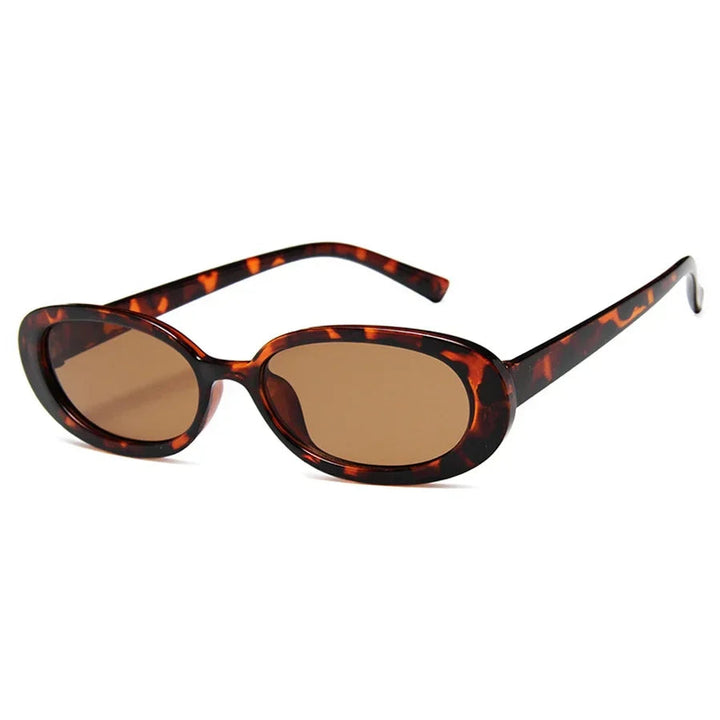 Luna’s Vintage Allure Oval Sunglasses