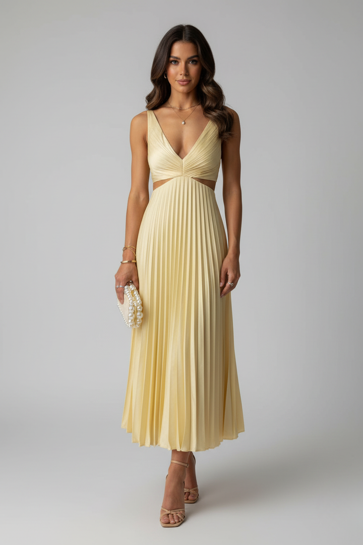 Luna’s Elegant Pleated Wedding Guest Midi Dress