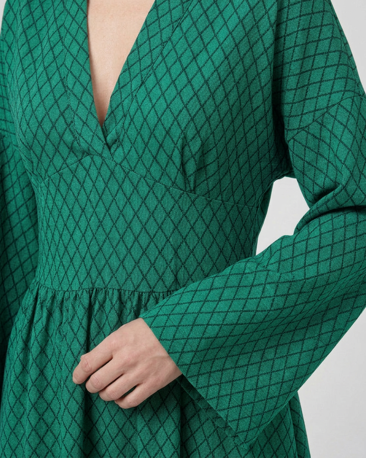Luna’s Radiant Allure Long Sleeve Maxi Dress