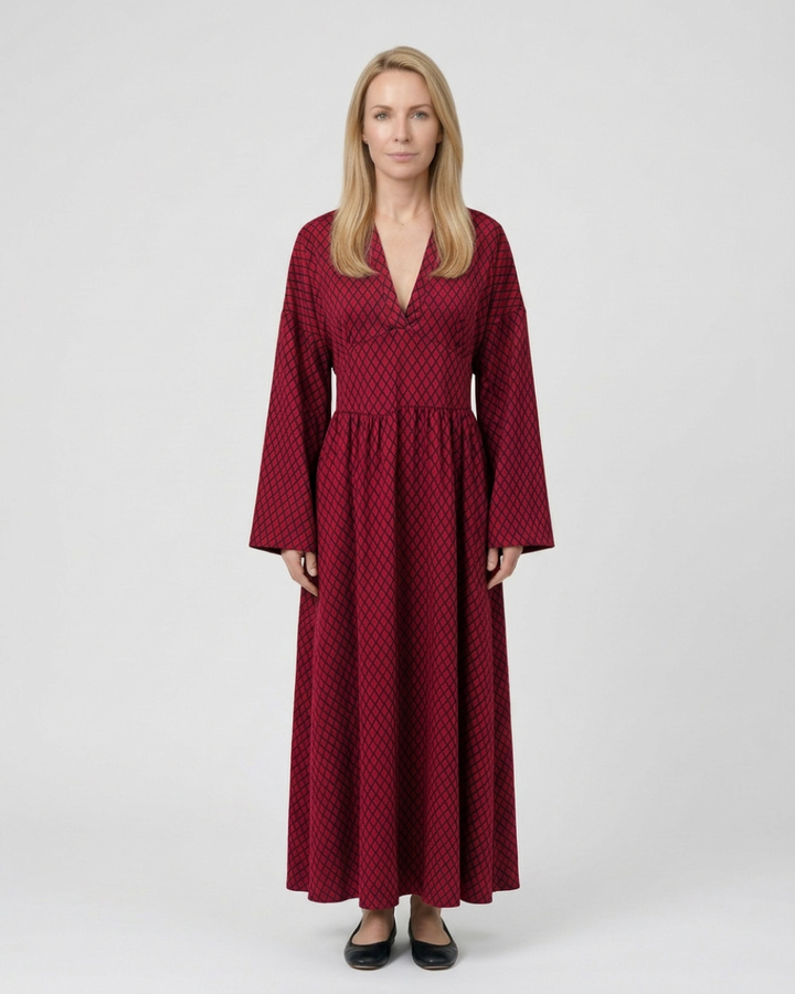Luna’s Radiant Allure Long Sleeve Maxi Dress