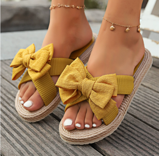 Luna’s Playful Charm Bow Detail Sandals