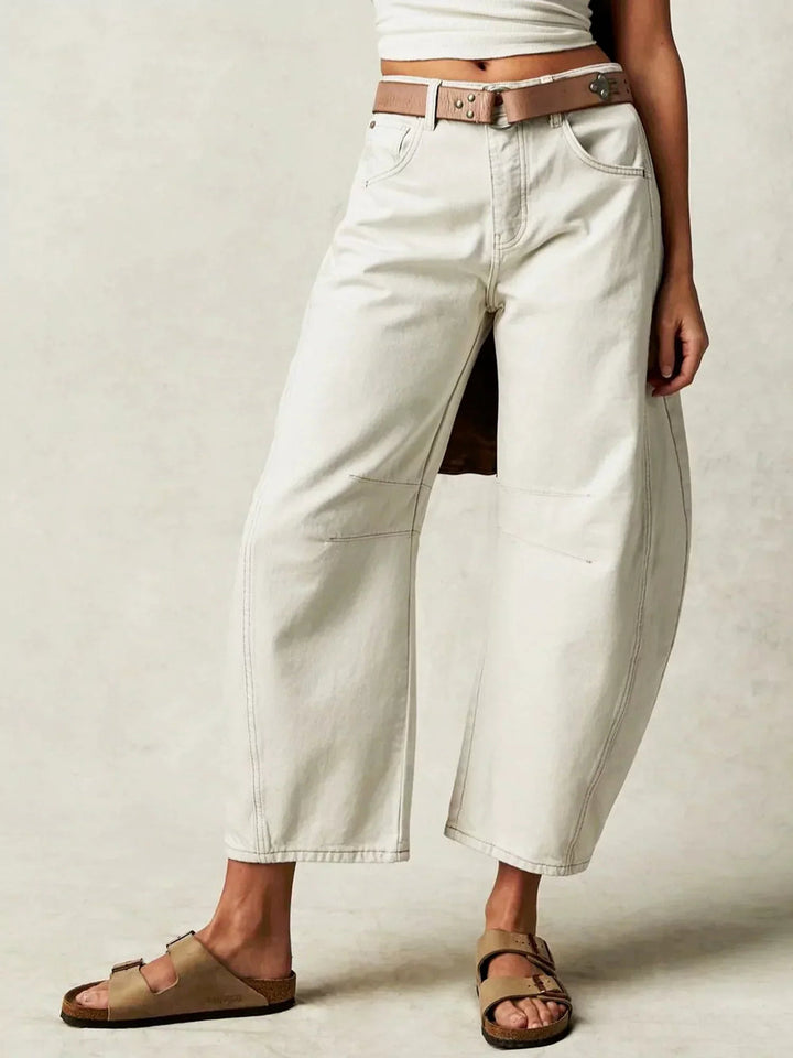 Luna’s Wide-Leg Jeans