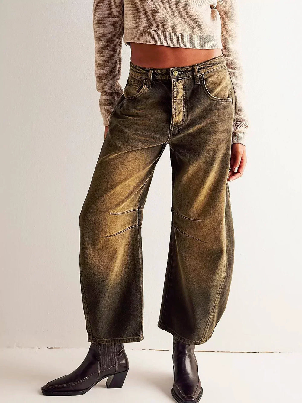 Luna’s Wide-Leg Jeans