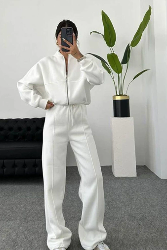 Luna’s Urban Grace Drawstring Wide-Leg Set